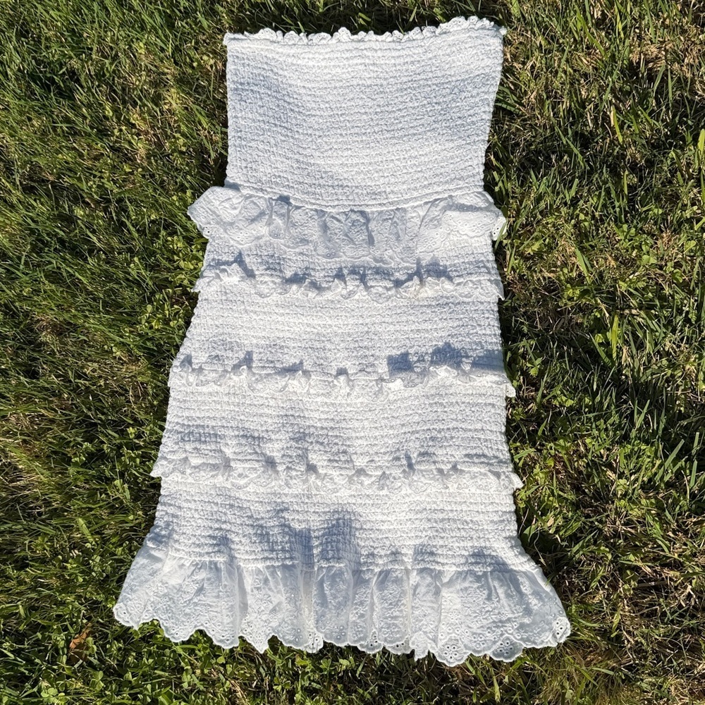 Storia White Smocked Eyelet Ruffle Mini Dress size S Romantic party summer